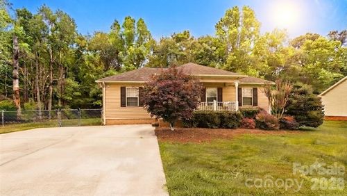 5228 Crane Point Dr, Charlotte, NC, 28227-4057 | Card Image
