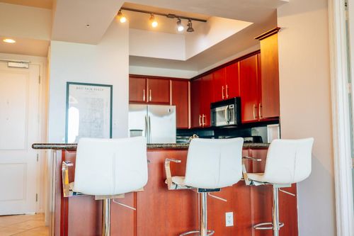 718-403 S Sapodilla Ave, West Palm Beach, FL, 33401-5765 | Card Image