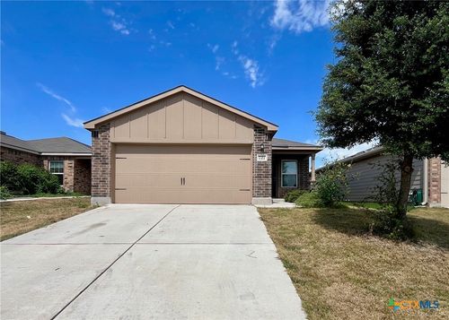 727 Wonderland Trl, New Braunfels, TX, 78132-0136 | Card Image