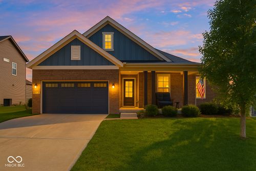 6533 Treeline Ln, Mccordsville, IN, 46055-6282 | Card Image