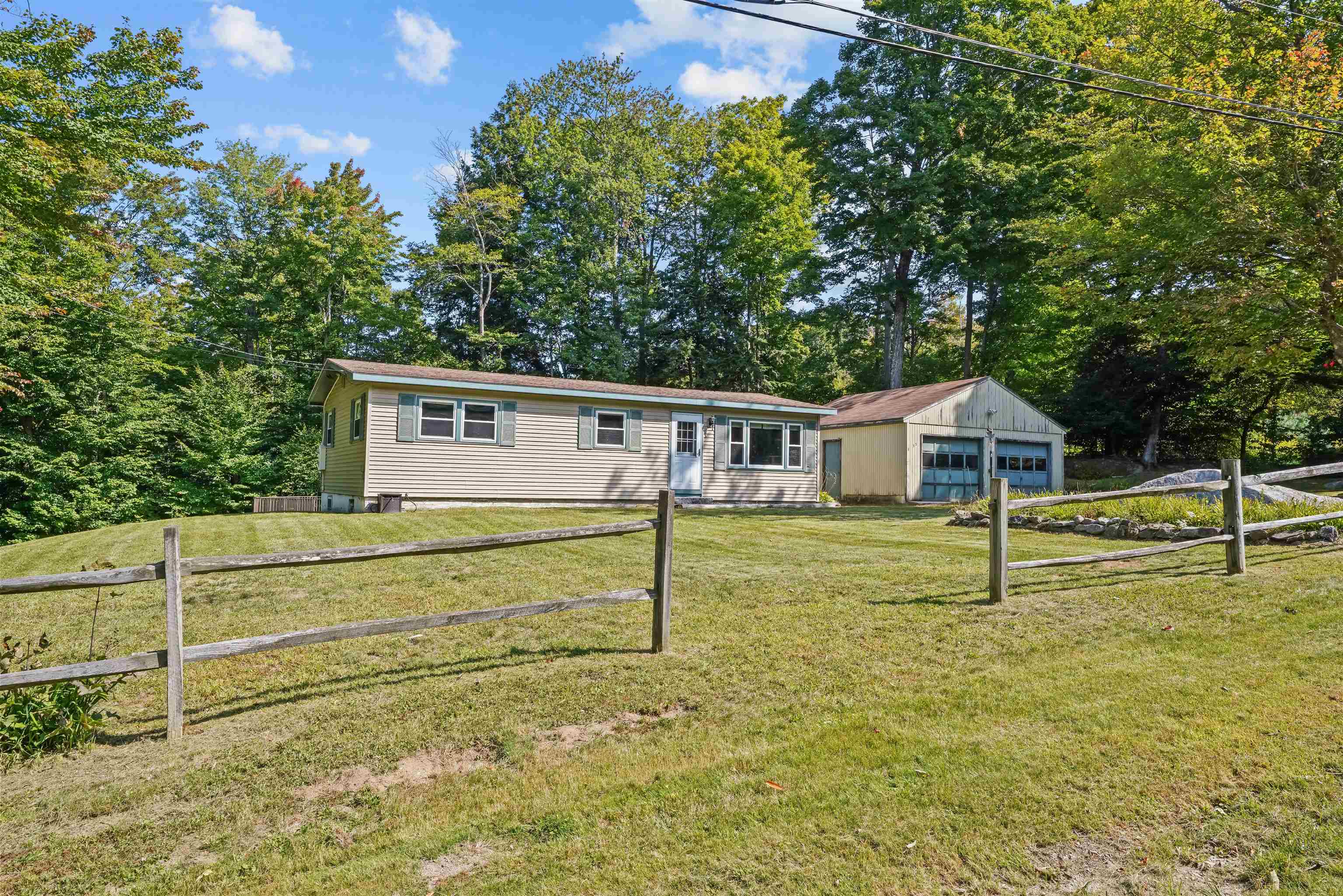 Ramblewood Dr, Newbury, NH 03255