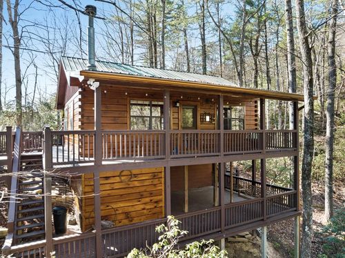 16 Dana Pl, Lakemont, GA, 30552-2142 | Card Image