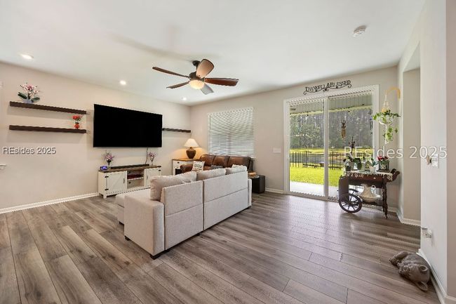 21 Mainland Lakes Dr, House other with 4 bedrooms, 3 bathrooms and null parking in Bluffton SC | Image 9
