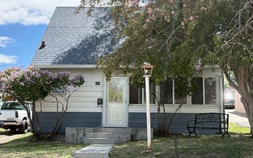 214 Spruce St, Rawlins, WY, 82301-5724 | Card Image