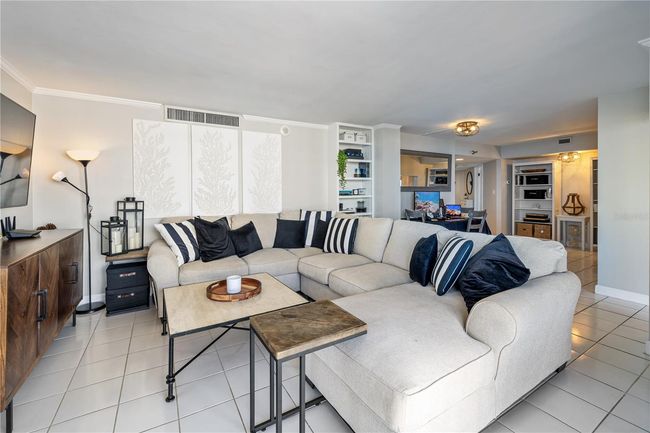 UNIT-801 - 2413 Bayshore Blvd, Condo with 2 bedrooms, 2 bathrooms and null parking in TAMPA FL | Image 17