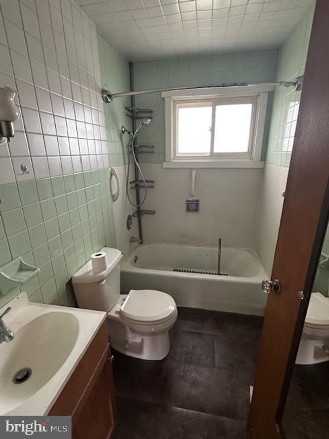 901 Walnut St, House other with 5 bedrooms, 2 bathrooms and null parking in ROARING SPRING PA | Image 32