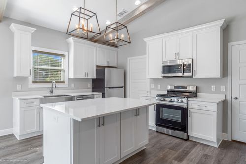 8425 Tippin Avenue, Pensacola, FL, 32514 | Card Image