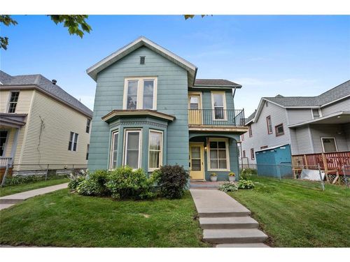 1024 1st Ave, Eau Claire, WI, 54703-5231 | Card Image