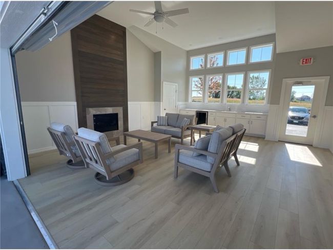 Pool Clubhouse.jpg | Image 40