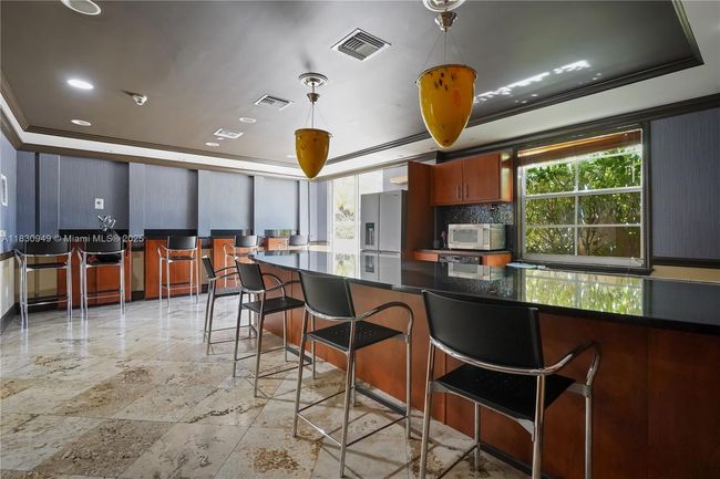 APT-1707 - 520 Se 5 Th Ave, Condo with 1 bedrooms, 1 bathrooms and null parking in Fort Lauderdale FL | Image 50