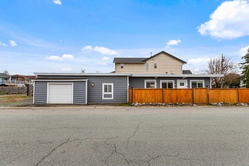 34705 4th Ave, Abbotsford, BC, V2S8B8 | Card Image