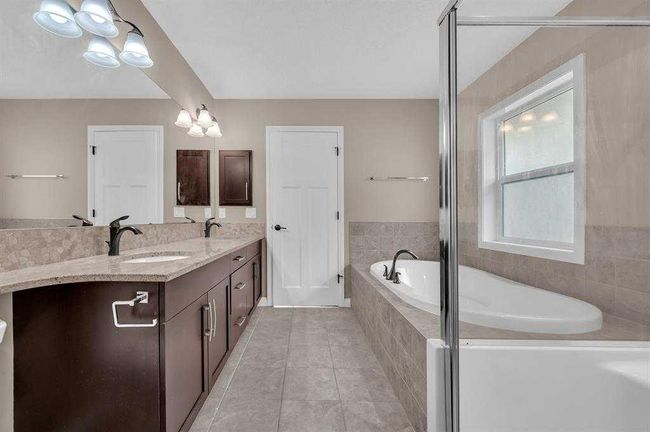63 Mahogany Way Se, Home with 4 bedrooms, 3 bathrooms and 4 parking in Calgary AB | Image 21