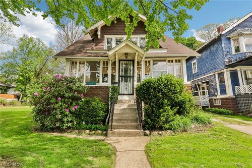 549 Parkdale Dr, Akron, OH, 44307-1641 | Card Image