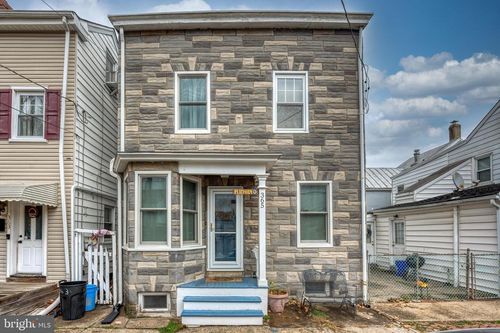 365 Prince St, Bordentown, NJ, 08505-1752 | Card Image