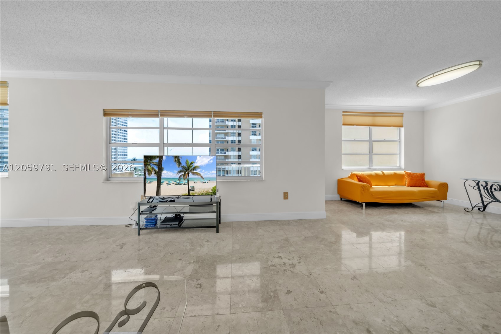 Residential Lease in Hallandale 3