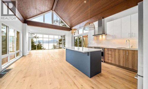 163-9845 Eastside Road, Vernon, BC, V1H1Z2 | Card Image