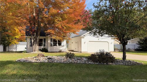 201 Meadow Ln, Prudenville, MI, 48651-9563 | Card Image