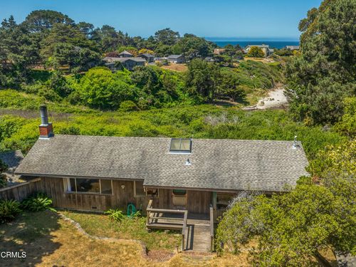 16920 Ocean Dr, Fort Bragg, CA, 95437-9310 | Card Image