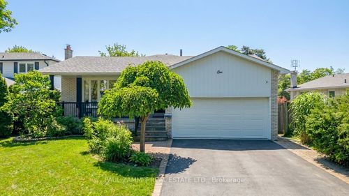 1 Banquo Rd, Thornhill, ON, L3T3G9 | Card Image
