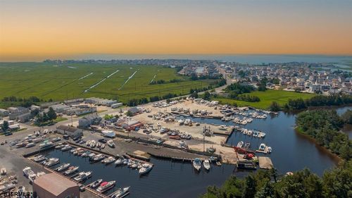 470 S Green St, Tuckerton, NJ, 08087-2434 | Card Image