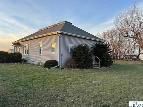 24543 630th Ave, Alden, MN, 56009-4316 | Card Image