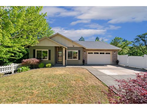 286 Winchester Creek Ave, Winchester, OR, 97495-8946 | Card Image