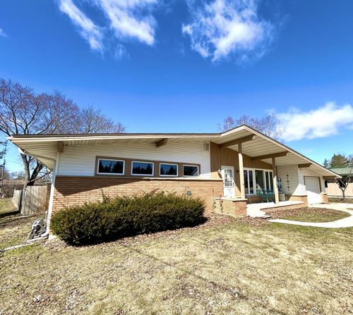 1521 Stark Street, Kewaskum, WI, 53040 | Card Image