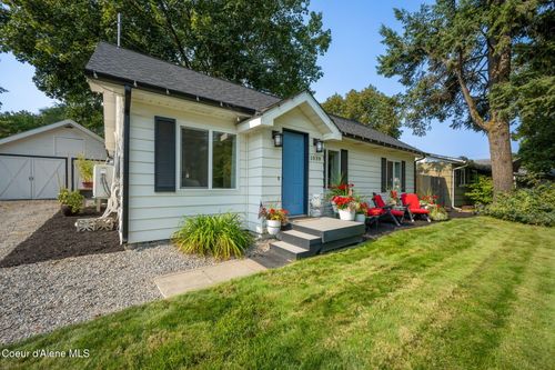 1039 N 16th St, Coeur D Alene, ID, 83814-5738 | Card Image