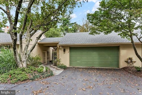 19 Toft Woods Way, MEDIA, PA, 19063-4335 | Card Image