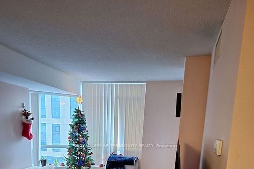 515-153 Beecroft Rd, North York, ON, M2N7C5 | Card Image