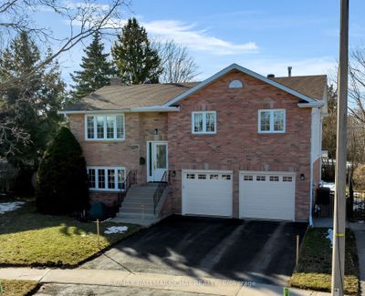 11 Porter Cres, House other with 3 bedrooms, 2 bathrooms and 4 parking in Barrie ON | Image 1