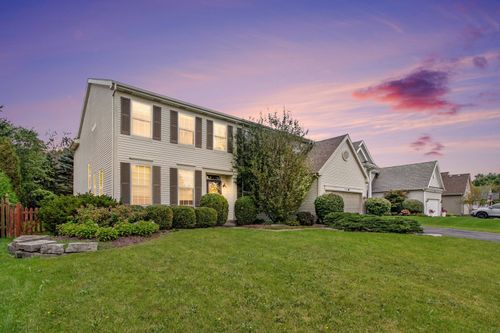 1530 S Lancaster Ln, Libertyville, IL, 60048-4823 | Card Image