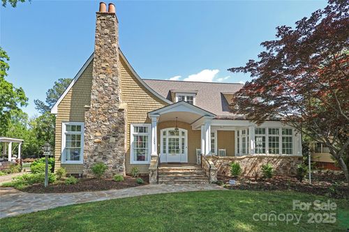 1333 Carlton Ave, Charlotte, NC, 28203-4810 | Card Image