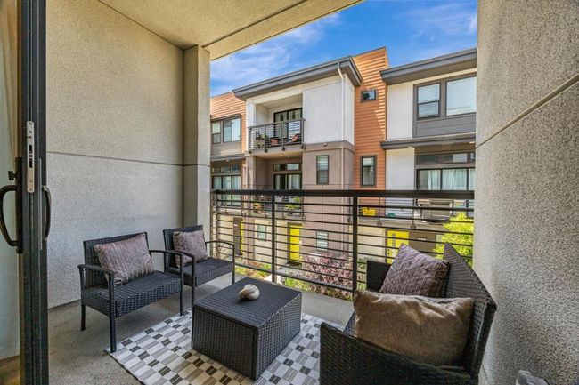 112 Waters Park Cir, Townhouse with 2 bedrooms, 3 bathrooms and 2 parking in San Mateo CA | Image 30