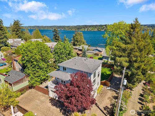 8304 54th Ave S, Seattle, WA, 98118-4703 | Card Image