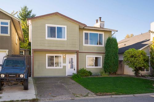 8558 Mccutcheon Ave, Chilliwack, BC, V2P7K7 | Card Image