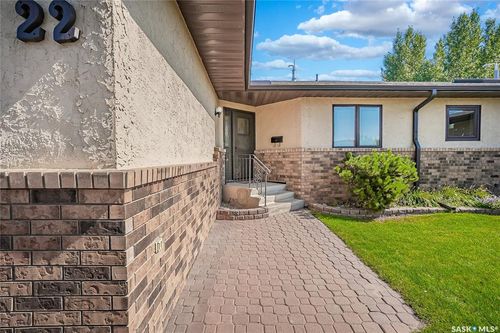 22-3415 Calder Cres, Saskatoon, SK, S7J5A3 | Card Image