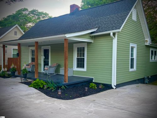 12 Taylor St, Greenville, SC, 29605-4415 | Card Image