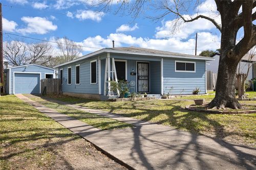4215 Lurlene St, Houston, TX, 77017-3724 | Card Image