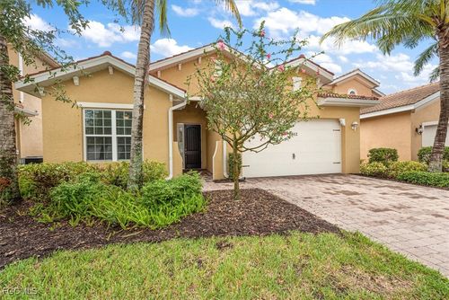 3862 Eldon St, FORT MYERS, FL, 33916-4717 | Card Image