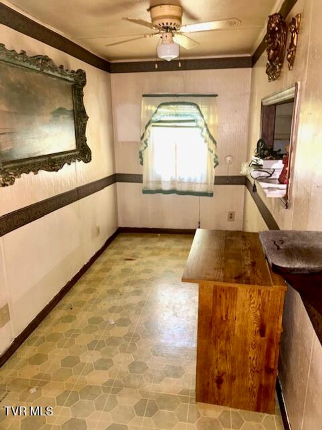 11616 Alfred Cox Dr, House other with 3 bedrooms, 1 bathrooms and null parking in Pound VA | Image 24
