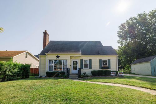 405 N 2nd St, Kentland, IN, 47951-1108 | Card Image