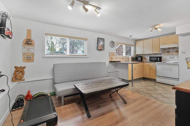 779 Adiron Ave, House other with 4 bedrooms, 3 bathrooms and 2 parking in Coquitlam BC | Image 25