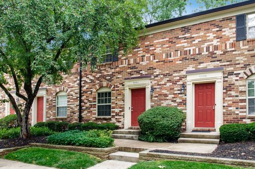 2564 Shore Line Ln, Columbus, OH, 43221-3685 | Card Image
