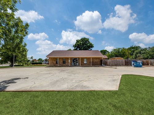 101 Anthony St, Hutto, TX, 78634-4389 | Card Image