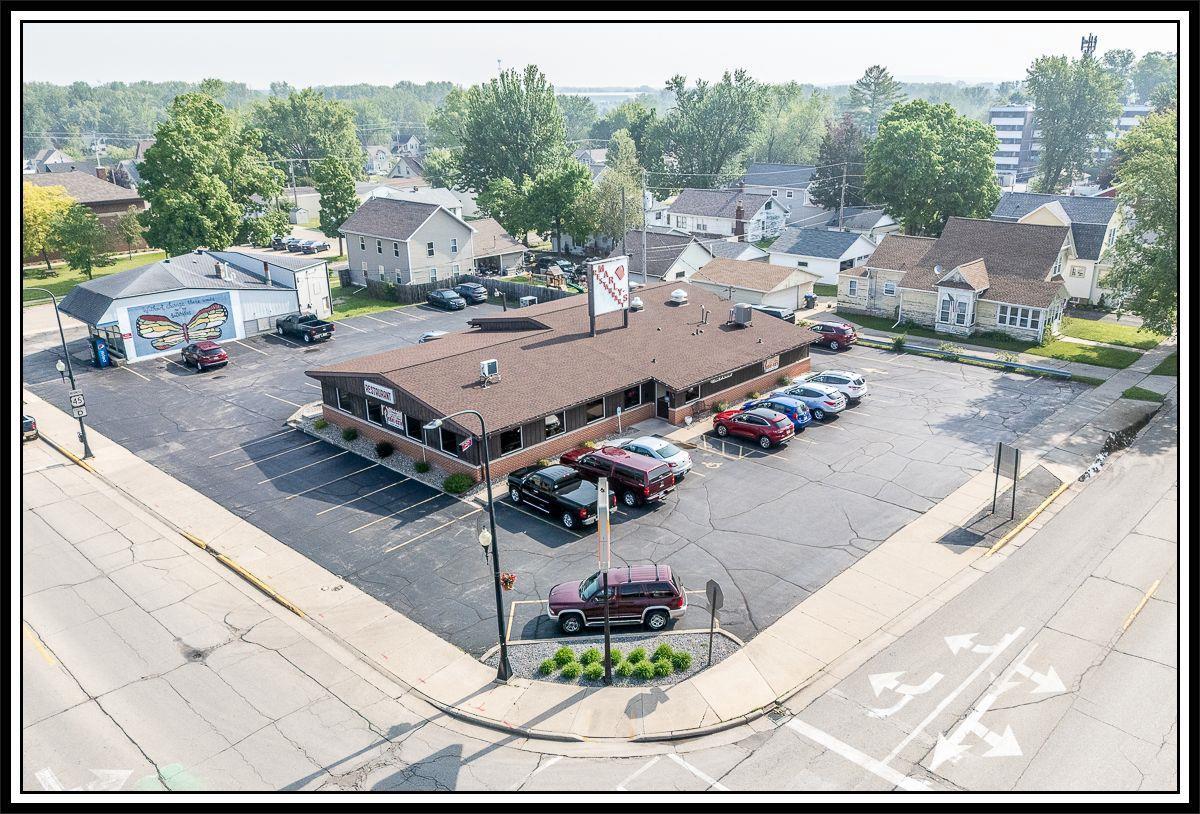 520 S Pearl St, New London, WI 54961
