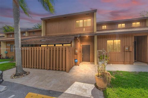 4263 S Pine Island Rd, Davie, FL, 33328-2834 | Card Image