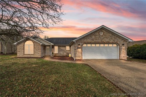 2161 Frontier Ct Nw, Corydon, IN, 47112-6897 | Card Image