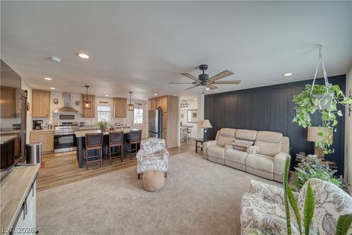 1380 Lanette Cir, Pahrump, NV, 89060-3237 | Card Image