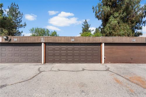 unit-220-9600 Van Nuys Blvd, Panorama City, CA, 91402-1067 | Card Image